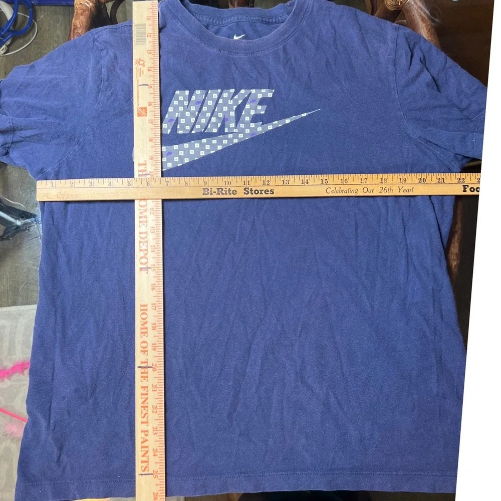 Retro like Nike Women's Blue Graphic Tee The Nike Tee Size‎ L
